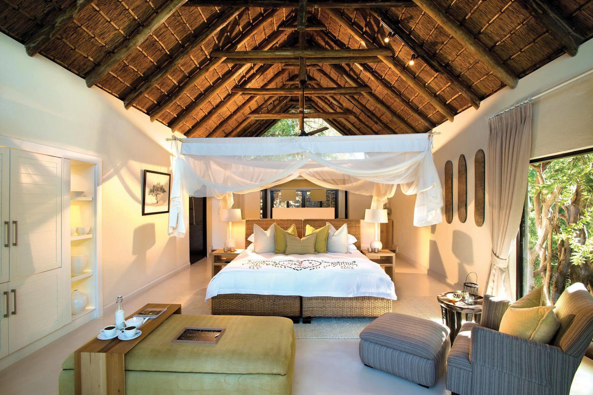 Lion Sands - Tinga Lodge Skukuza Exterior photo