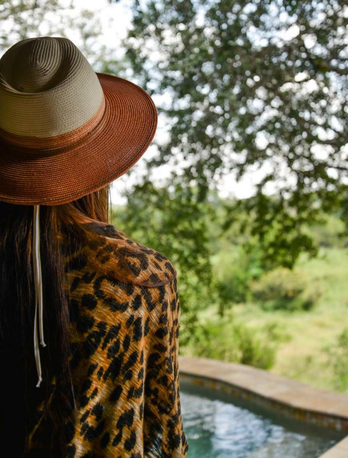 Lion Sands - Tinga Lodge Skukuza Exterior photo